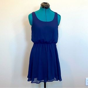 Xhilaration Women’s Dress Sleeveless Scoop Neck Flowy Chiffon Like Size M
